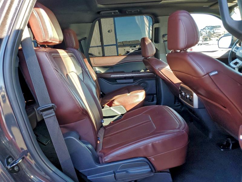 Фото 11 - FORD EXPEDITION