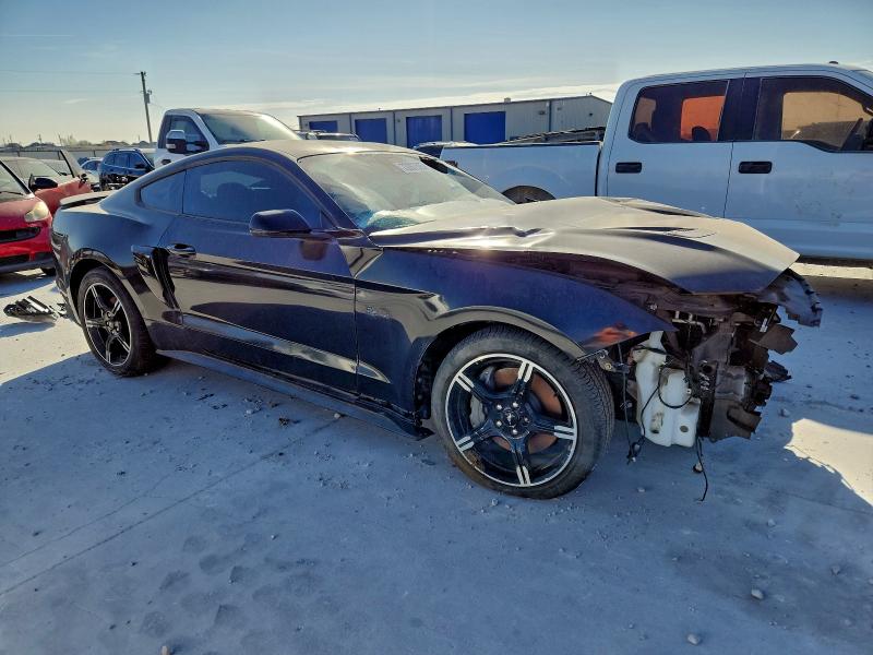 Фото 4 - FORD MUSTANG