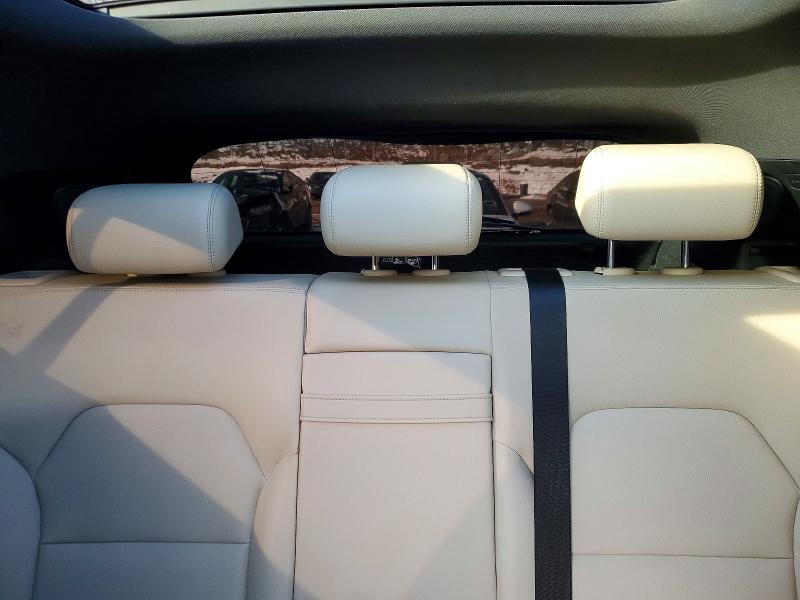 Фото 10 - MERCEDES-BENZ GLA-CLASS