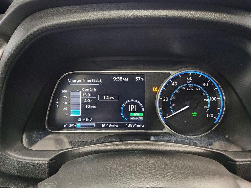 Фото 9 - NISSAN LEAF