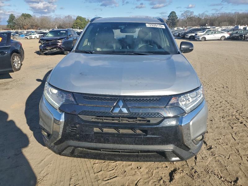 Фото 5 - MITSUBISHI OUTLANDER