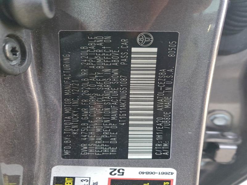 Фото 13 - TOYOTA CAMRY