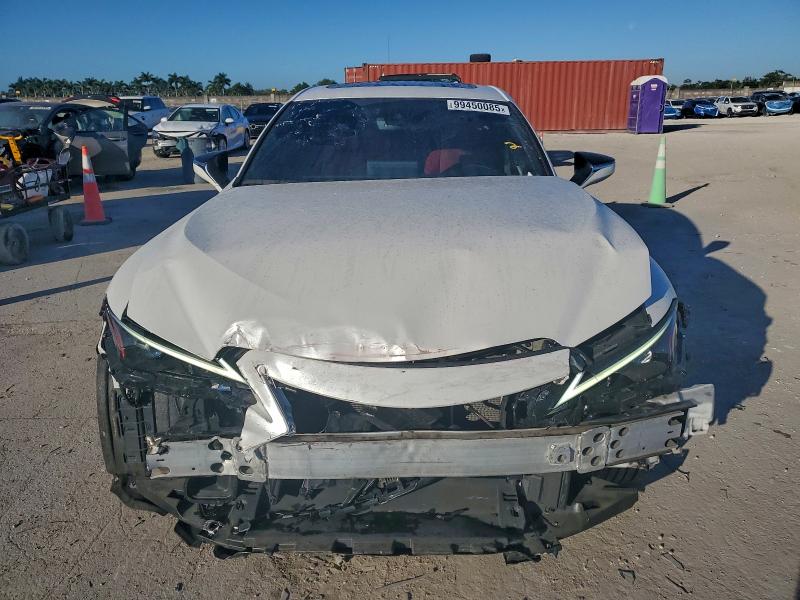 Фото 5 - LEXUS IS