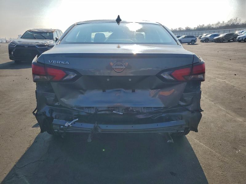 Фото 6 - NISSAN VERSA