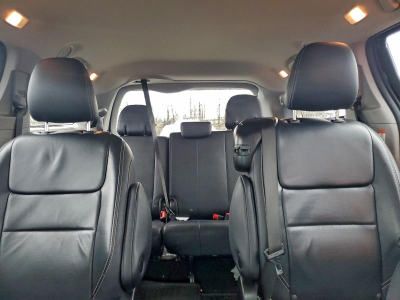 Фото 10 - TOYOTA SIENNA