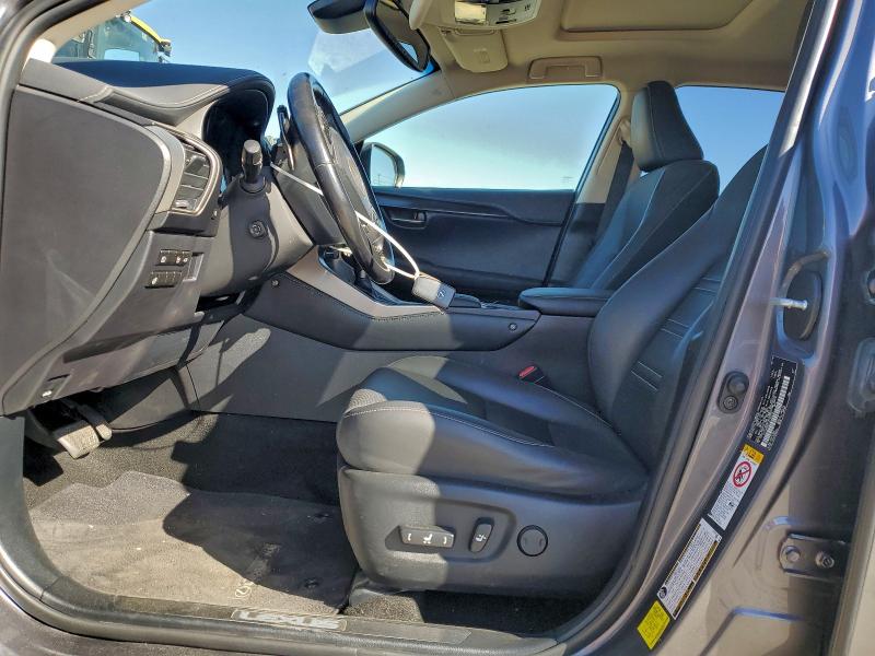 Фото 7 - LEXUS NX