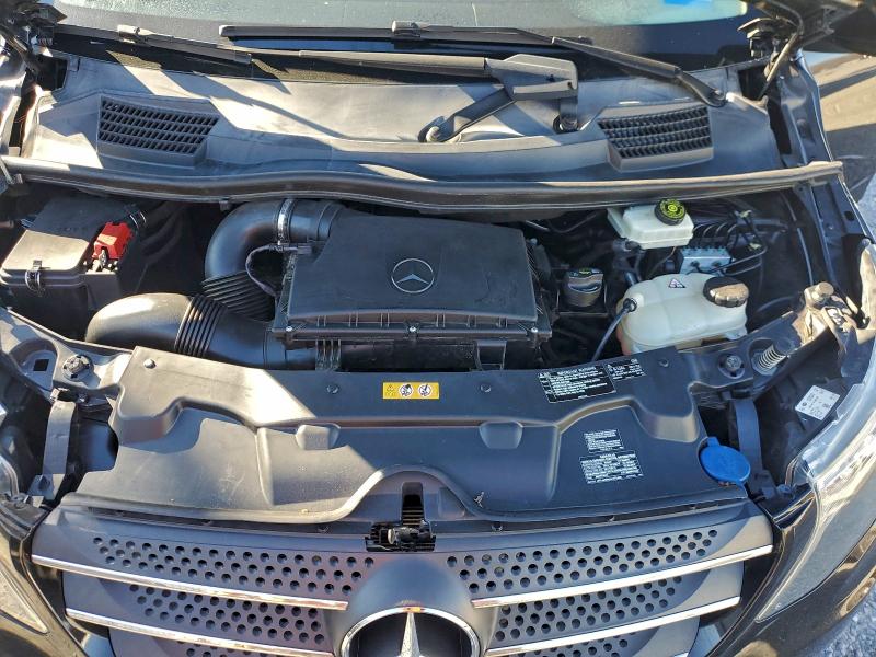 Фото 12 - MERCEDES-BENZ METRIS