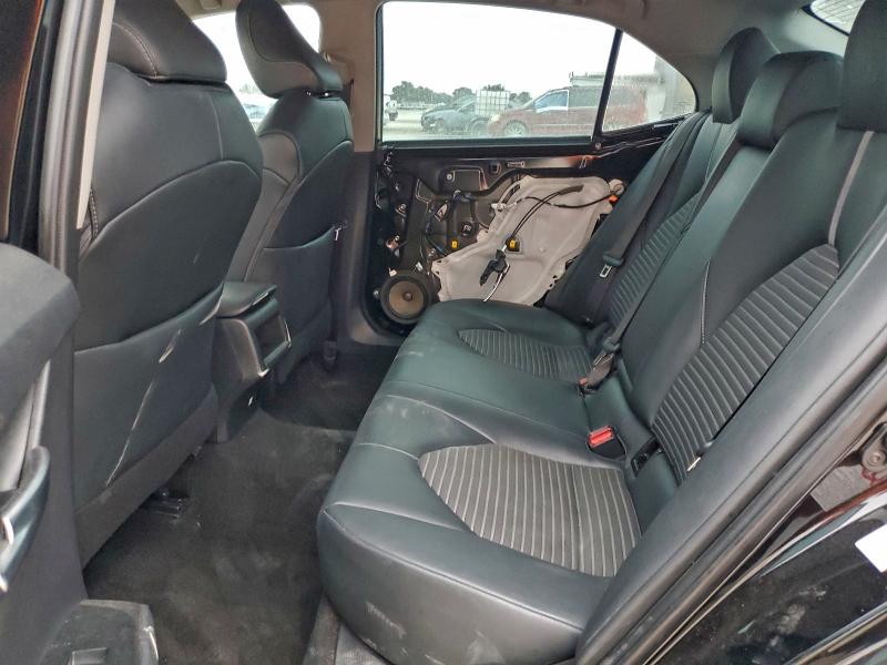 Фото 10 - TOYOTA CAMRY