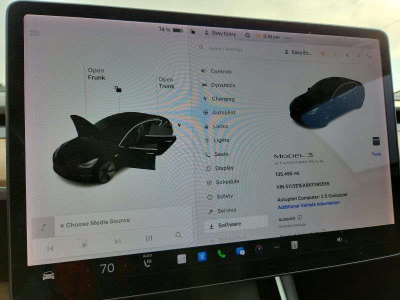 Фото 9 - TESLA MODEL 3