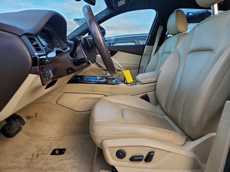 Фото 7 - AUDI Q7