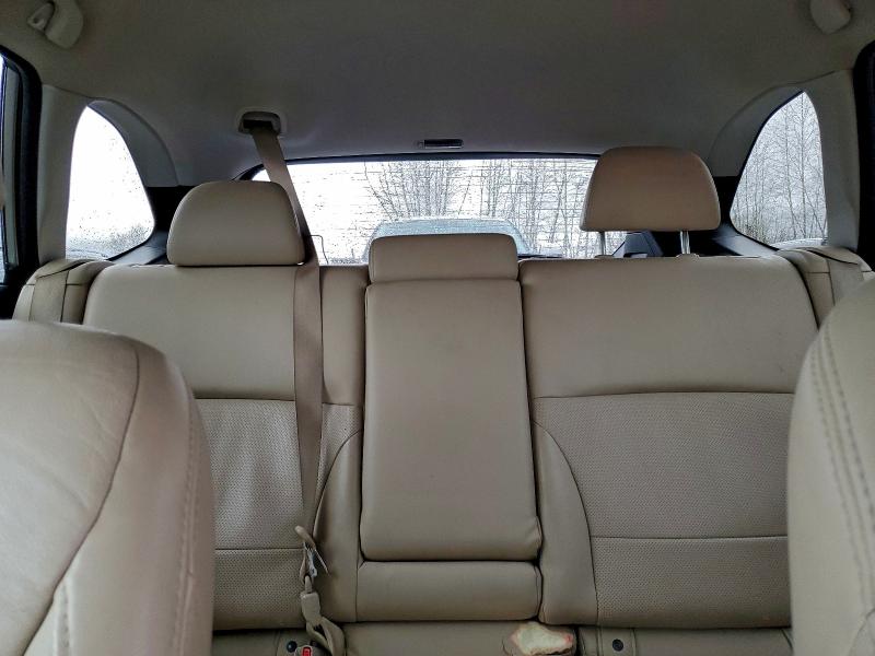 Фото 10 - SUBARU OUTBACK