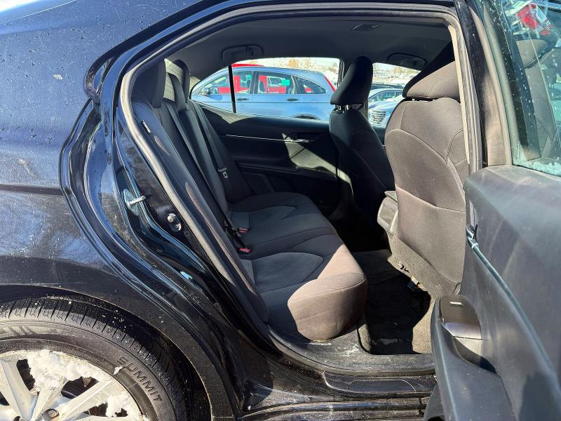 Фото 6 - TOYOTA CAMRY