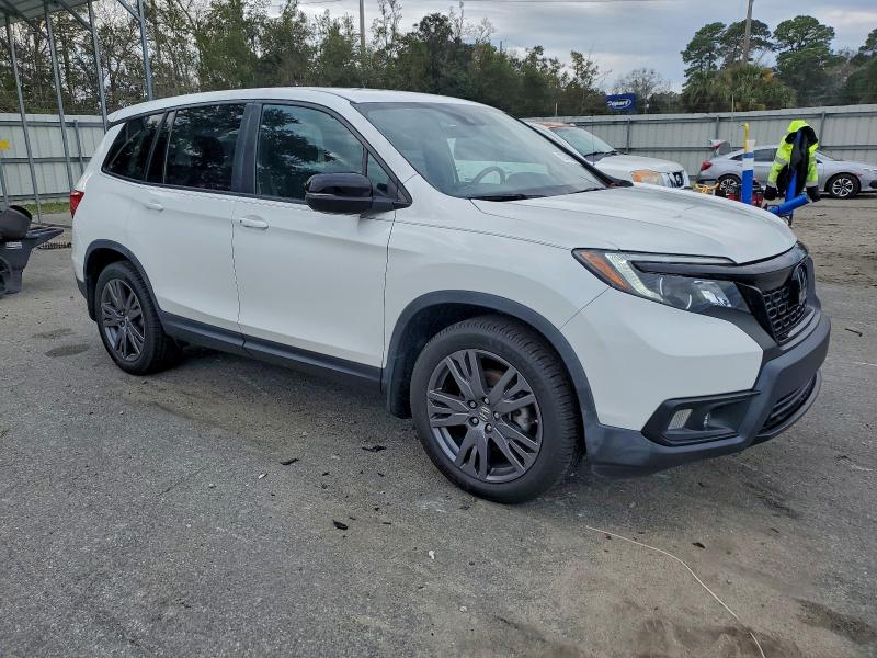 Фото 4 - HONDA PASSPORT