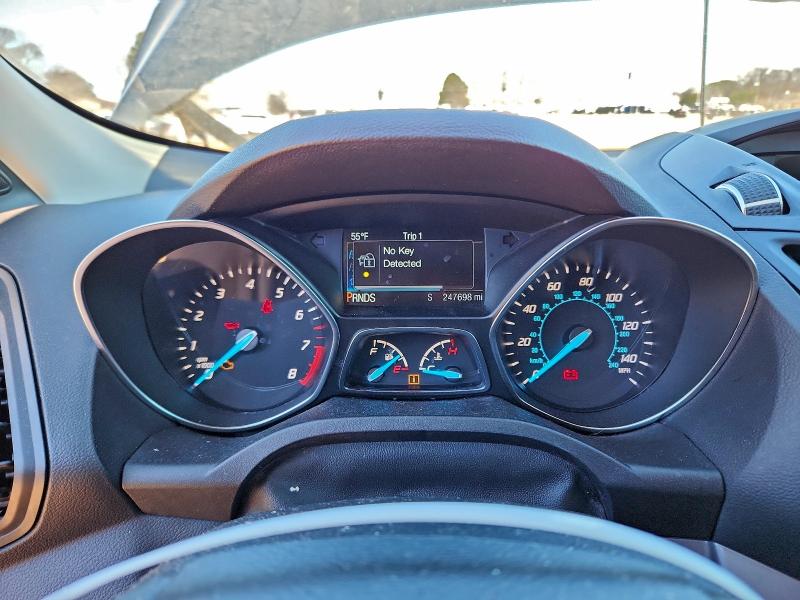 Фото 9 - FORD ESCAPE