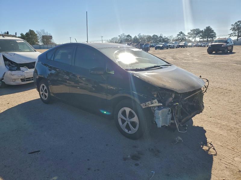 Фото 4 - TOYOTA PRIUS