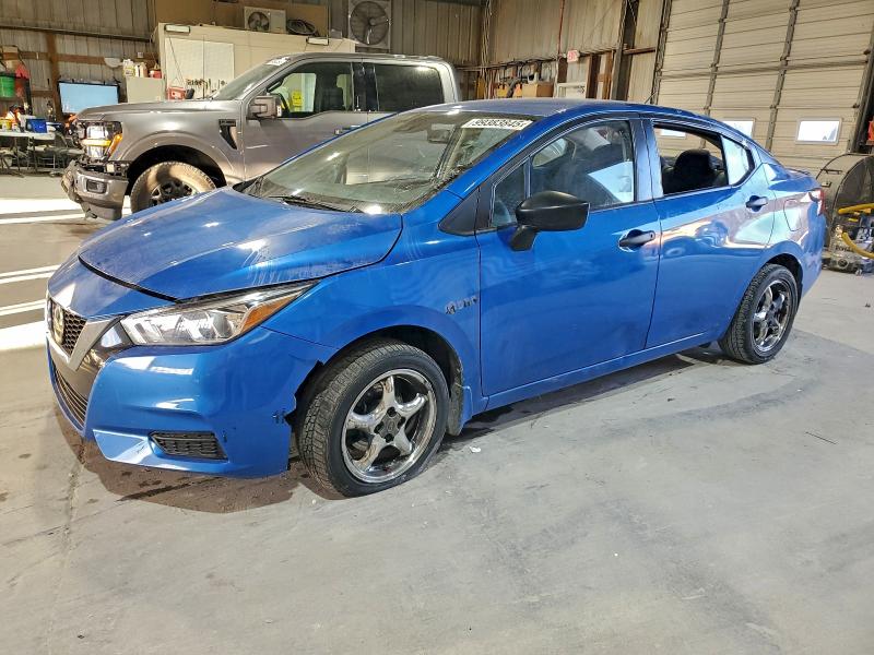 Фото 1 - NISSAN VERSA