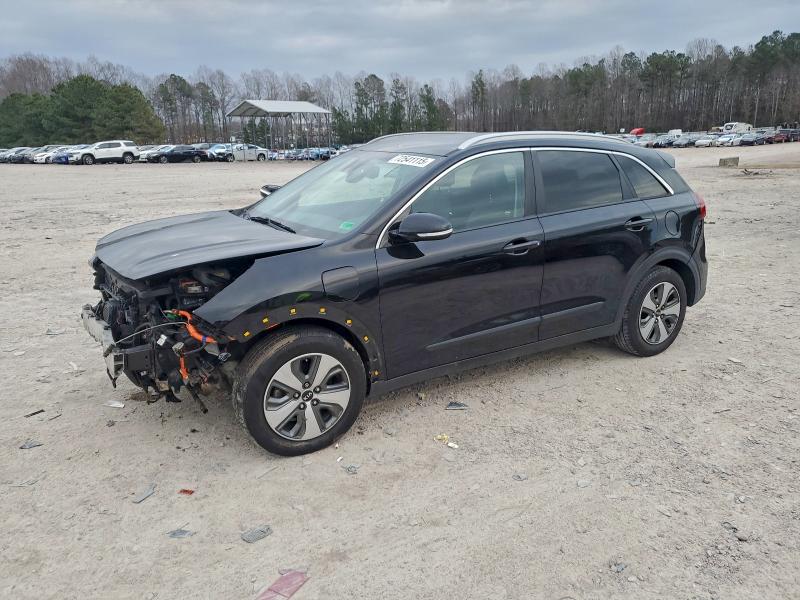 Фото 1 - KIA NIRO