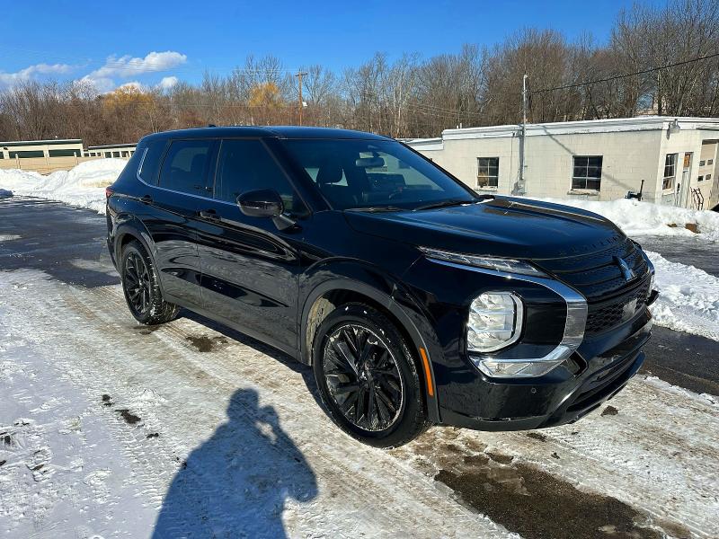 Фото 4 - MITSUBISHI OUTLANDER