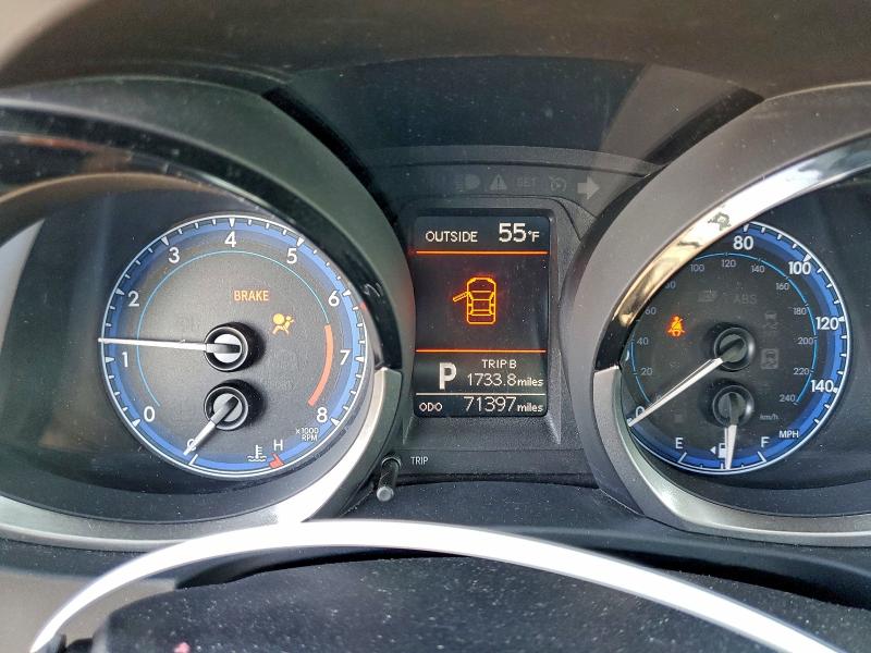 Фото 9 - TOYOTA COROLLA