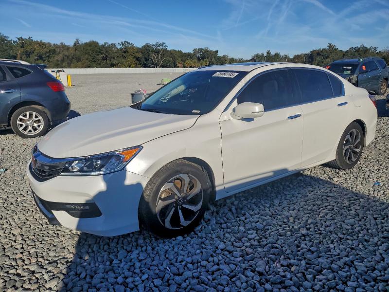 Фото 1 - HONDA ACCORD