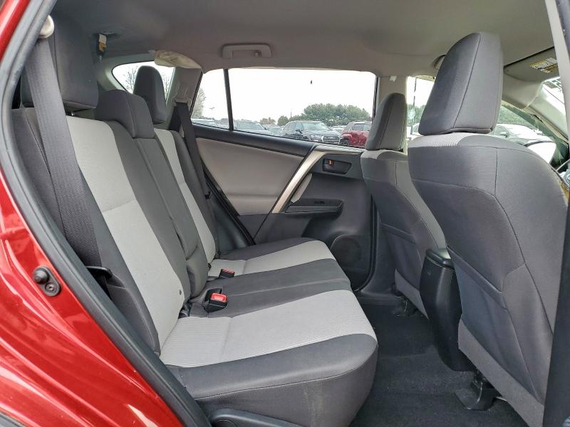 Фото 11 - TOYOTA RAV4