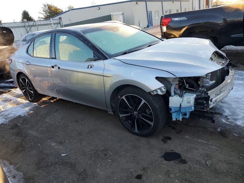 Фото 4 - TOYOTA CAMRY