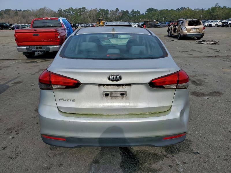 Фото 6 - KIA FORTE