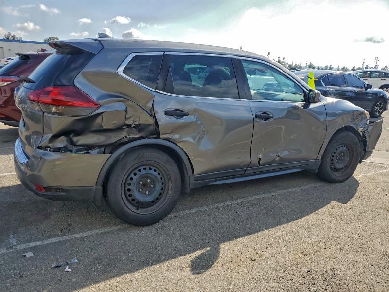 Фото 3 - NISSAN ROGUE