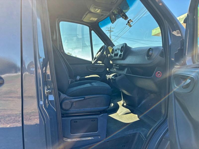 MERCEDES-BENZ SPRINTER 2019 VIN WD4PF1CD8KP143442