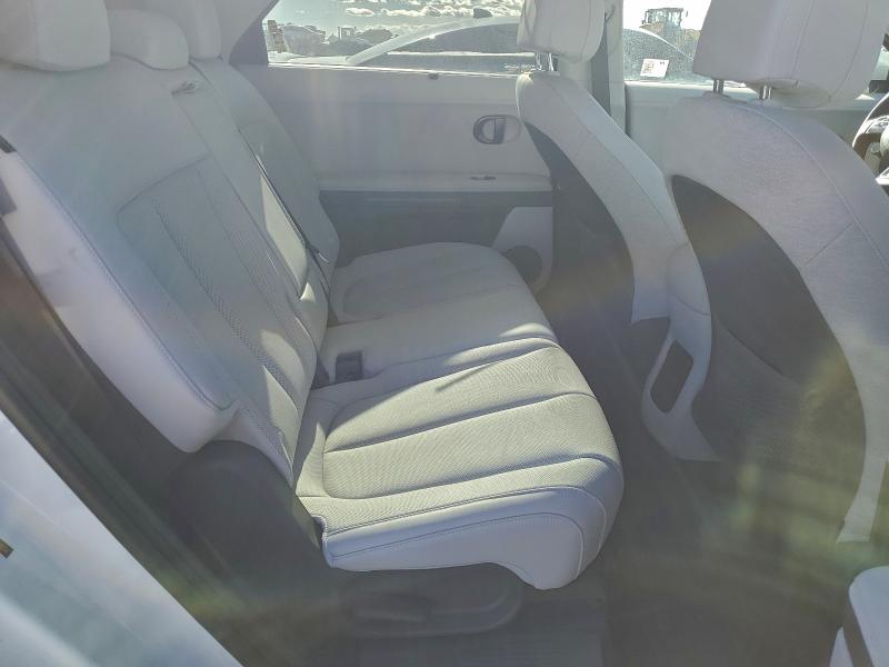 Фото 11 - HYUNDAI IONIQ