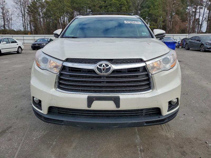 Фото 5 - TOYOTA HIGHLANDER