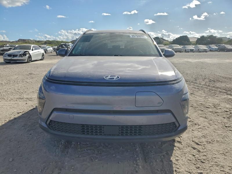 Фото 5 - HYUNDAI KONA