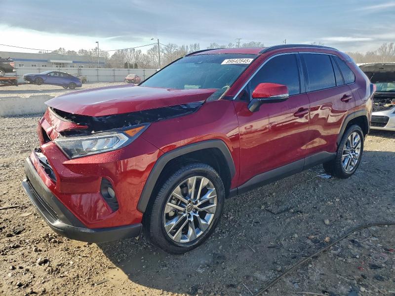 Фото 1 - TOYOTA RAV4