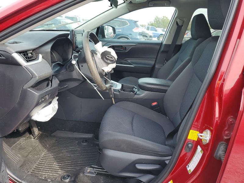 Фото 7 - TOYOTA RAV4