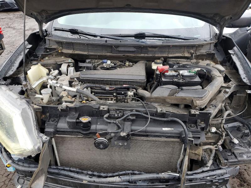 Фото 12 - NISSAN ROGUE