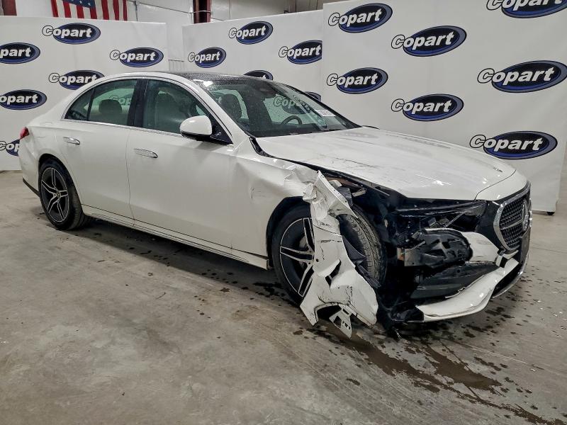 Фото 4 - MERCEDES-BENZ E-CLASS