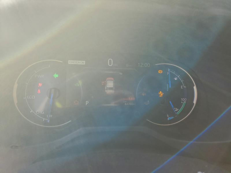 Фото 9 - TOYOTA RAV4