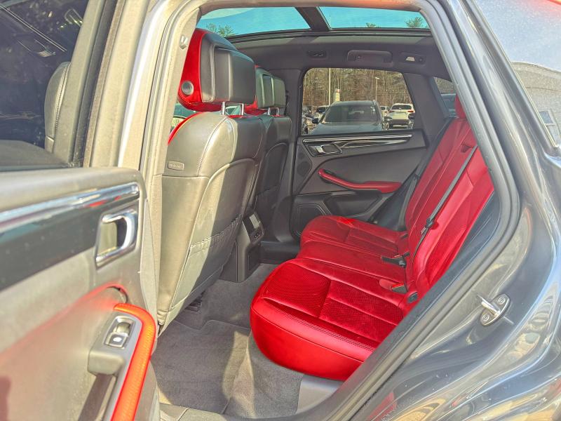 Фото 7 - PORSCHE MACAN