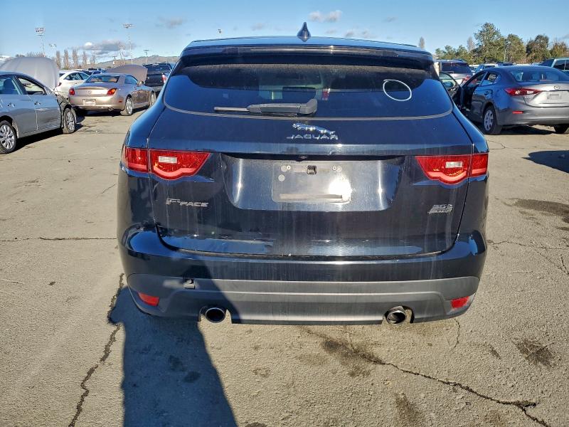 Фото 6 - JAGUAR F-PACE