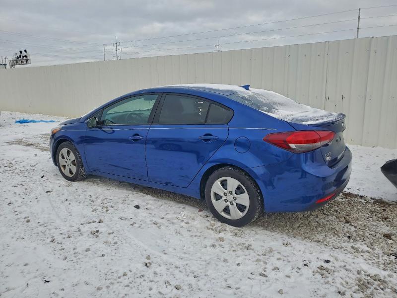 Фото 2 - KIA FORTE