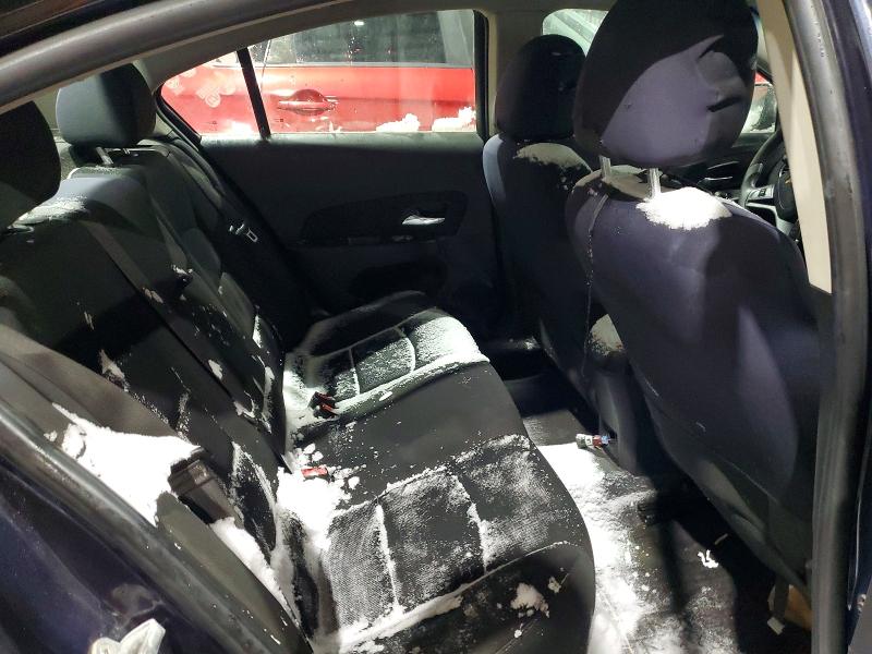 Фото 10 - CHEVROLET CRUZE