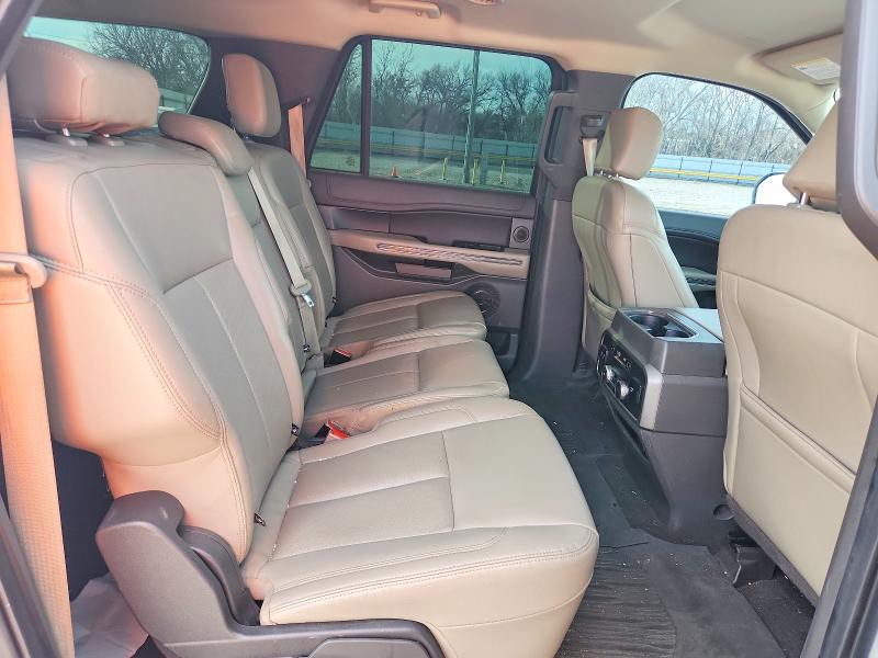 Фото 11 - FORD EXPEDITION
