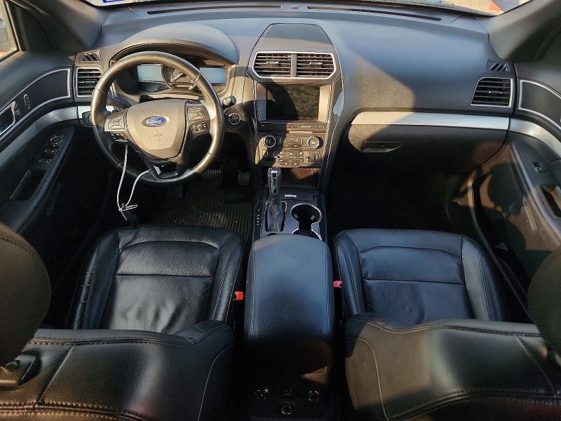 Фото 8 - FORD EXPLORER