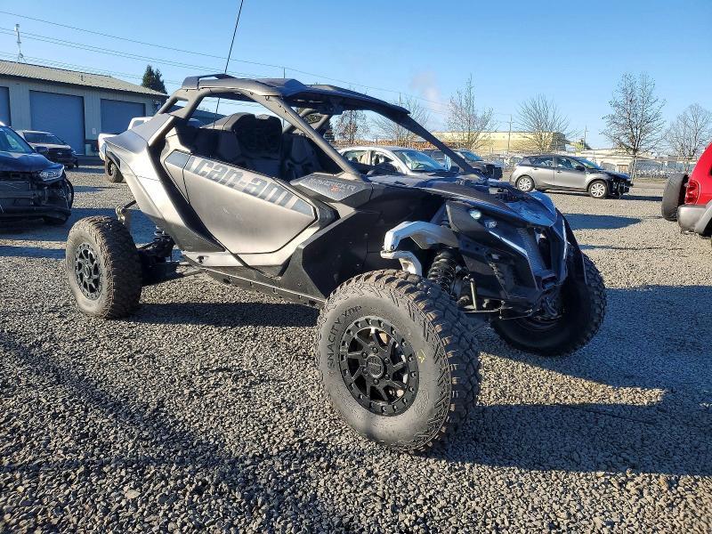 CAN-AM MAVERICK 2024