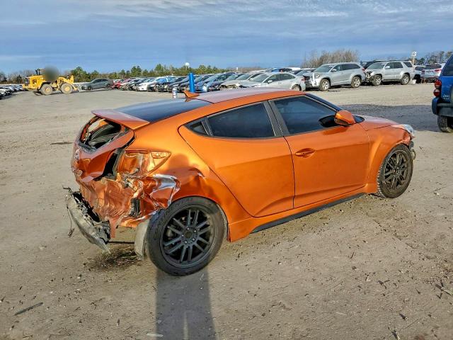 Фото 3 - HYUNDAI VELOSTER