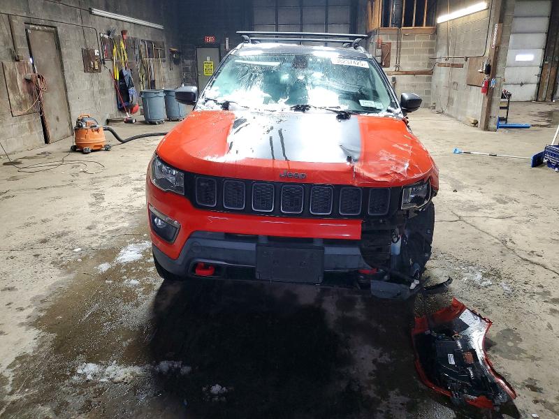 Фото 5 - JEEP COMPASS