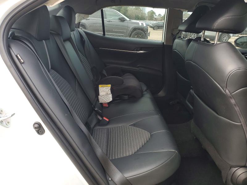 Фото 10 - TOYOTA CAMRY