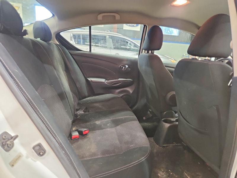 Фото 10 - NISSAN VERSA