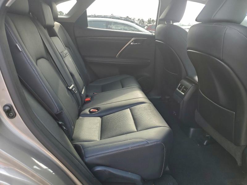 Фото 11 - LEXUS RX350