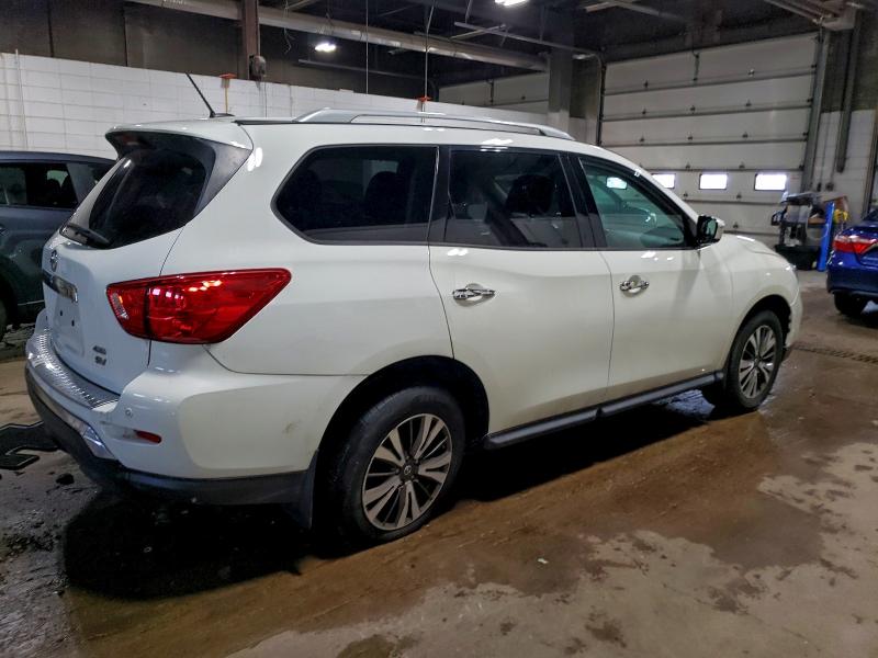 Фото 3 - NISSAN PATHFINDER